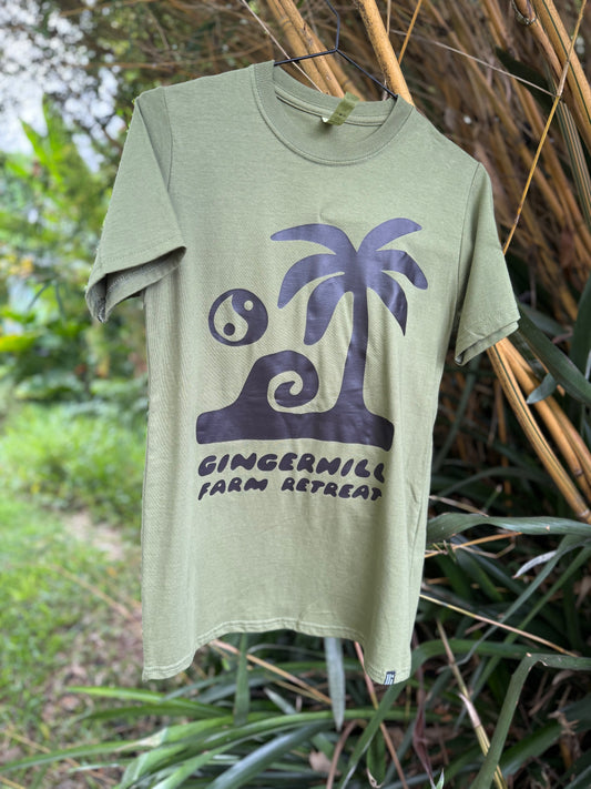 Green Palm Tree Tee – Gingerhill Farm Retreat